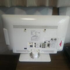 シャープ アクオス 19インチ 2010年製の画像
