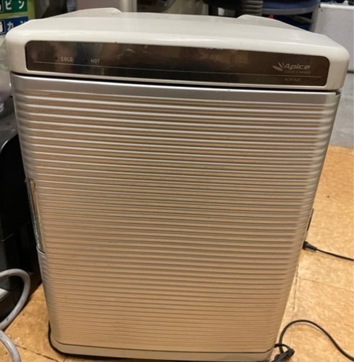コンパクト　温冷庫　美品