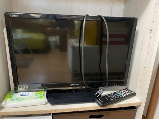 【取引き中】AQUOSテレビ　美品　SHARP 値段交渉OK