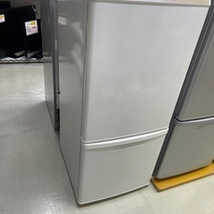 【リサイクルサービス八光　田上店　安心の1か月保証　配達・設置OK】パナソニック Panasonic NR-B146W-W [冷蔵庫 (138L） 右開き2ドア ホワイト]