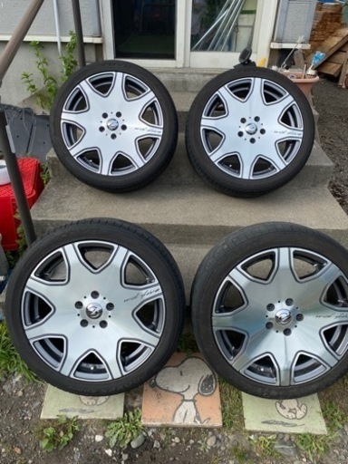 お早目に！ 18インチホイール4本