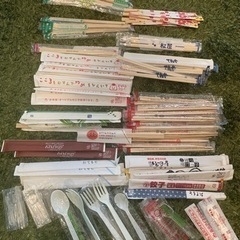 割り箸(未使用品、数量不明、少し汚れあり)