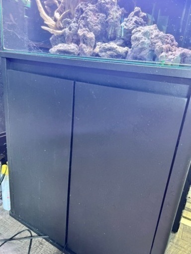 (ADAのライトスタンド付き)３面ブラックガラスの60センチ水槽セット