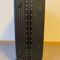 取引先決定　スーツケース　63x43x26 の画像