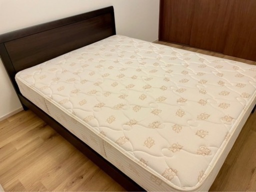 シモンズ　ベッド