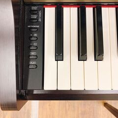 電子ピアノ　YAMAHA　イス付きの画像