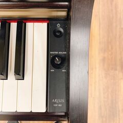 電子ピアノ　YAMAHA　イス付きの画像