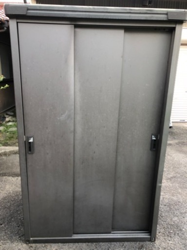 ヨド物置　未解体