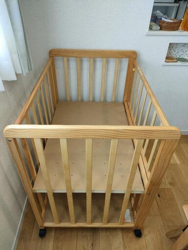 【受け渡しの方が決まりました】ベビーベッド（内寸60cm×90cm）