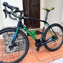 TREK ロードバイク