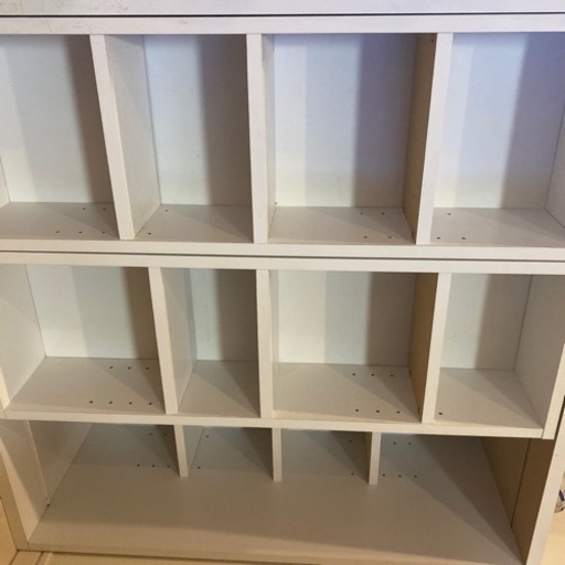 白の本棚
