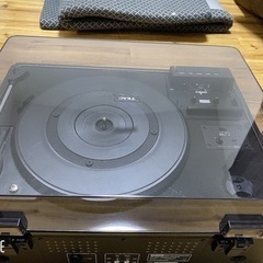 TEAC LP-R550USB-B ティアック CDレコーダー ターンテーブル/カセットプレーヤー付の画像
