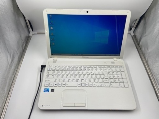 初心者オススメ!カメラ付き！TOSHIBA！SSD搭載☆