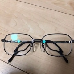 メガネ