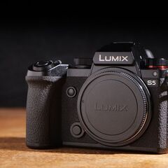 ☆Panasonic Lumix S5 DC-S5 ボディ☆