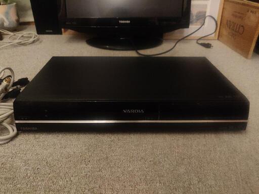 TOSHIBA VARDIA 2010年製　RD-E305K HDD＆DVDビデオレコーダー
