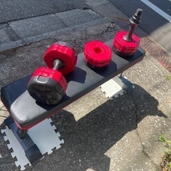 ダンベル10kg×2 フラットベンチ付き！