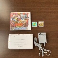 ニンテンドー3DS LL ホワイト 本体　カセット付 ACアダプタ