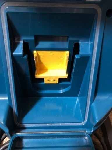 マキタ　スタンドライト　ML805