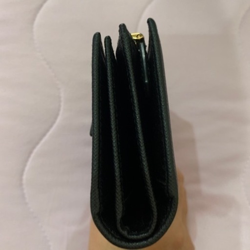 PRADAサフィアーノ　二つ折り財布　美品
