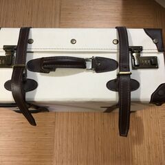 おしゃれ　トランク　キャリー　旅行バッグ　大・小　2個セットの画像