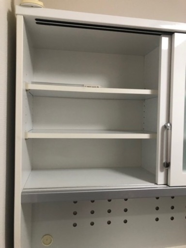 （引き取り相手決定）食器棚　美品