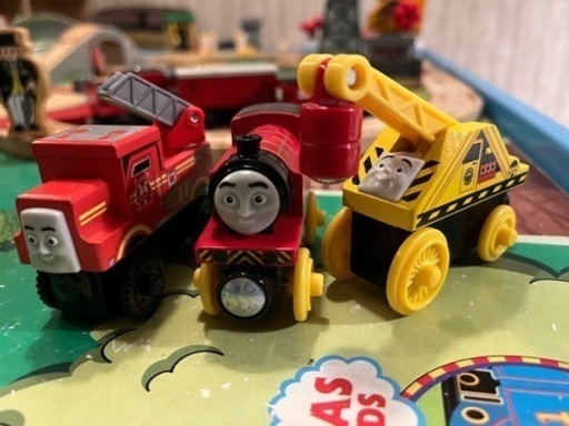 トーマスプレイテーブルL 木製トーマス