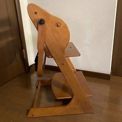 お話中-----子供イス　ハイチェア　sukusukuの画像