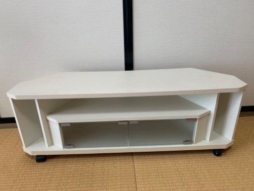 ホワイト　テレビボード