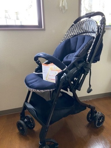【引取決定しました】コンビ ベビーカー スゴカル4キャス