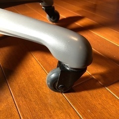 [差し上げます］内田洋行デスクチェアの画像