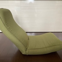 株式会社ヤマザキ　リラックス座椅子
