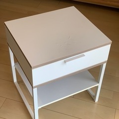 イケアサイドテーブル