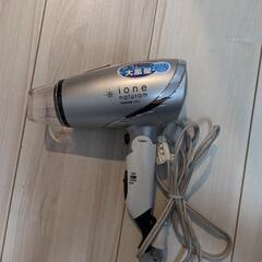 無料 ハンドドライヤーの画像