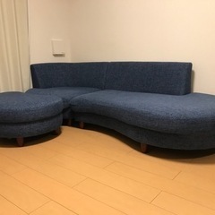 【受渡先決定】ソファ　クッション付きの画像