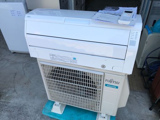 【動作保証あり】FUJITSU nocria 2019年 2.5kw 8畳用 ルームエアコン AS-R25J【管理KR283】