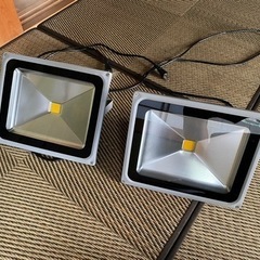 (処分価格) 投光器