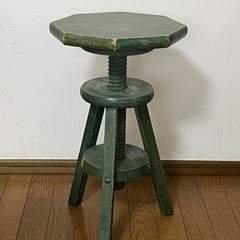 椅子　インテリア　スツール　の画像