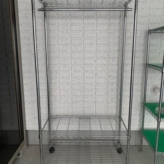 スチールラック　ワードローブ　カバー付き