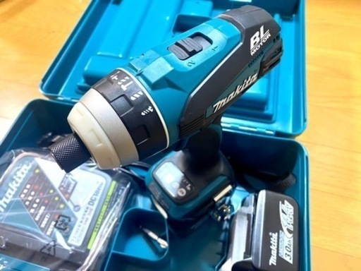 (お話中)「新品未使用品」マキタTP131D充電式4モードインパクトドライバー