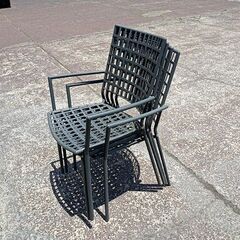 イタリア製 emu ガーデンチェア アイアンの椅子4脚セット スタック