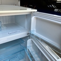 2016年製2ドア冷蔵庫の画像