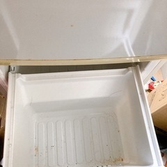 2段式　シャープ冷蔵庫の画像