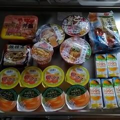 カップヌードル、麦茶ティーパック　ほか