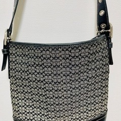 coachショルダーバッグ