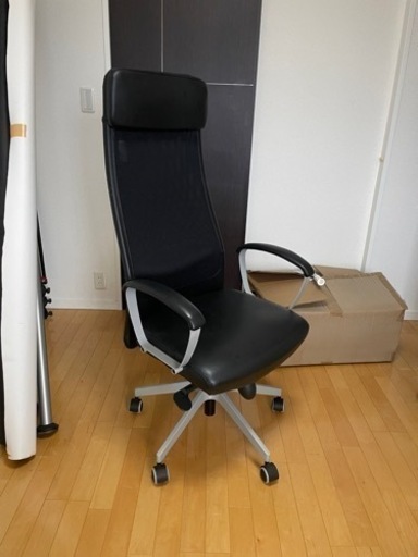 デスクチェア IKEA MARKUS