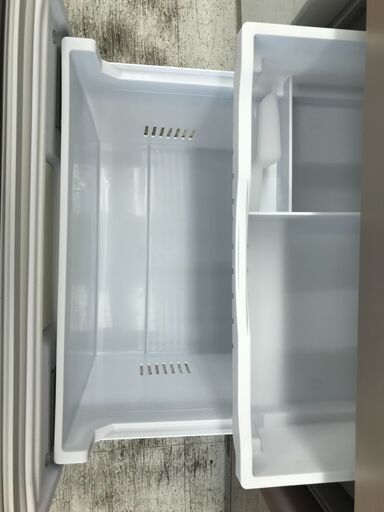 6ヶ月保証付き！！3ドア冷蔵庫　ヒタチ　R-V32KVL　315L　2020年製　 幅(W) 540mm × 奥行(D)655mm ×  高さ(H) 1735mm　クリーニング　動作確認済　ファミリータイプ　自動製氷　