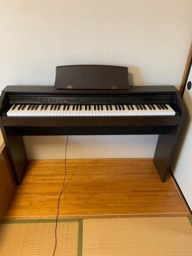電子ピアノ　CASIO PRIVIA
