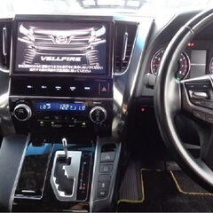 ☆ご成約☆ 安心の12ヶ月保証　距離無制限　　自社ローン中古車販売 　カーメル　平成29年式　　　トヨタ　ヴェルファイヤ　　　外装のデザインもカッコよく内装も広々としていて人気の車両です！の画像