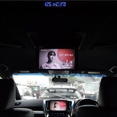 ☆ご成約☆ 安心の12ヶ月保証　距離無制限　　自社ローン中古車販売 　カーメル　平成29年式　　　トヨタ　ヴェルファイヤ　　　外装のデザインもカッコよく内装も広々としていて人気の車両です！の画像